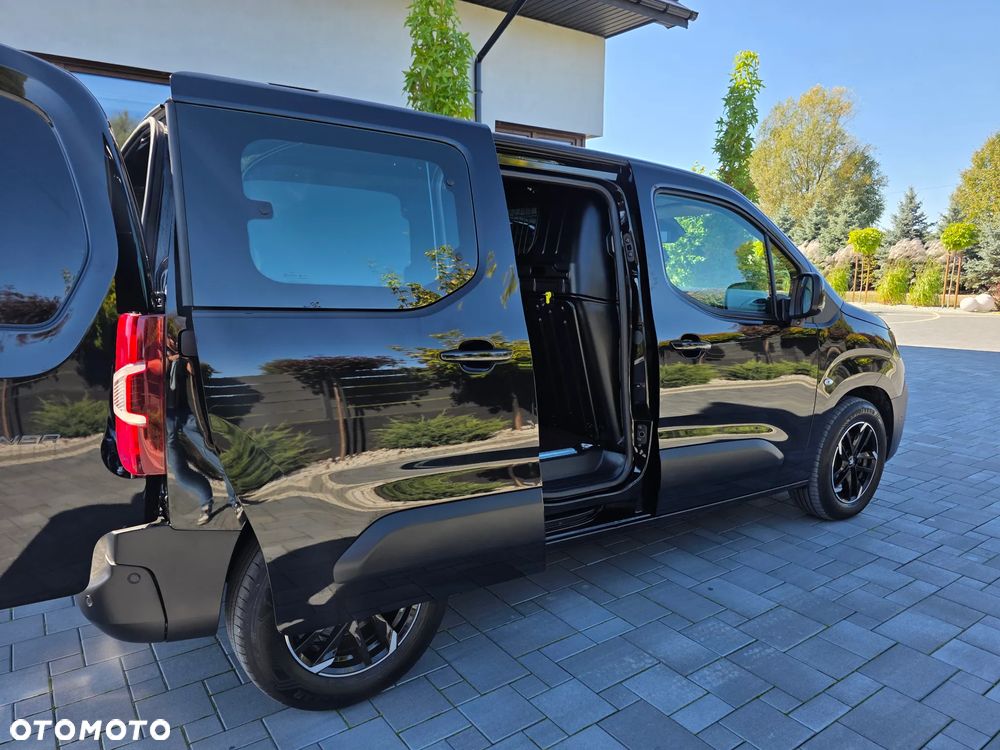 Peugeot Partner FURGON AUTOMAT DIESEL BLUEHDI 130 KM S&S EAT8 - 26