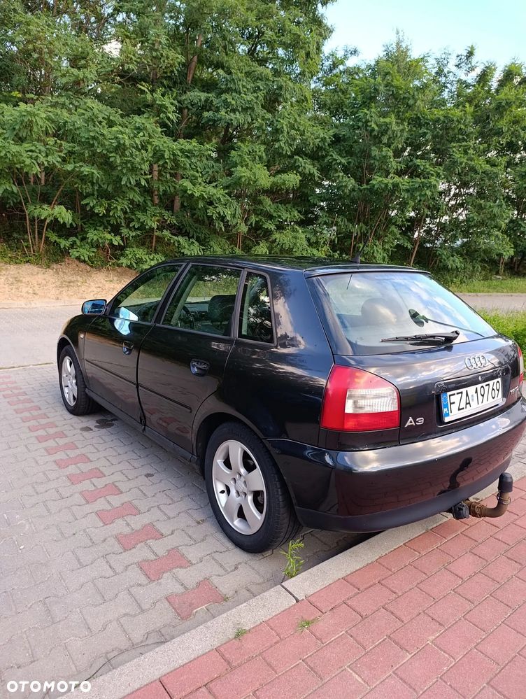 Audi A3 Sportback - 2