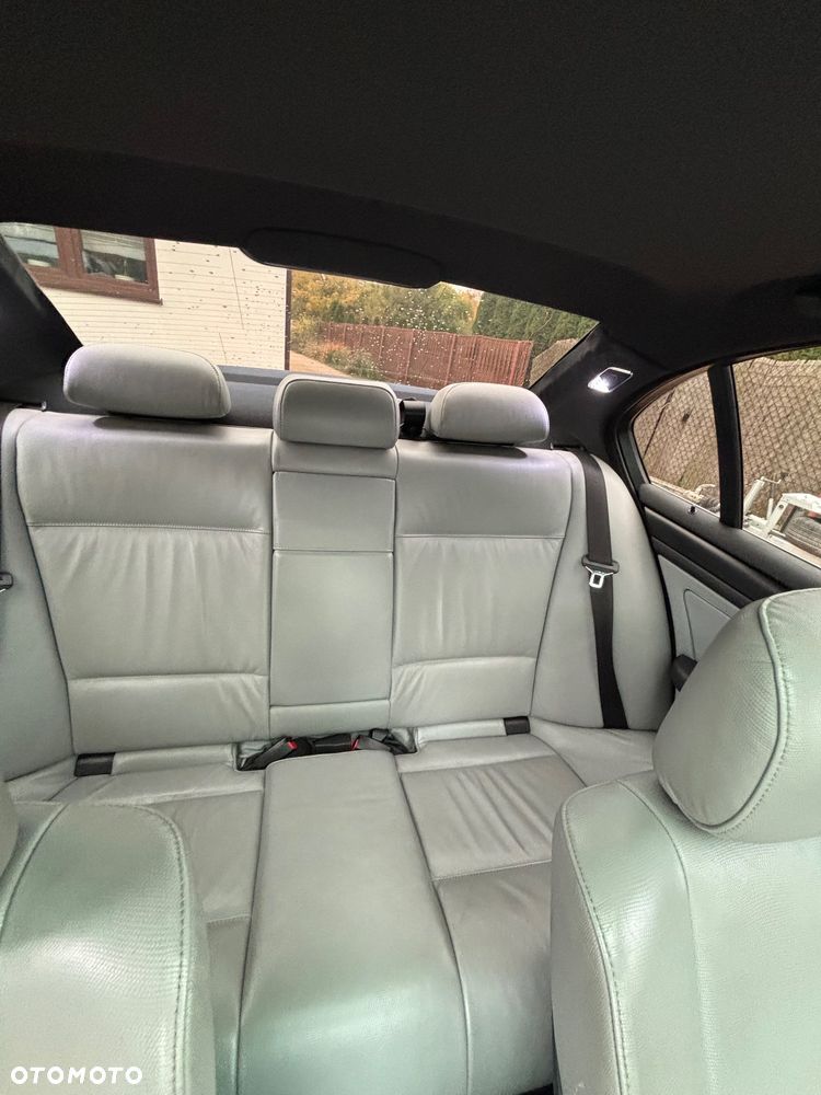BMW Seria 3 - 10