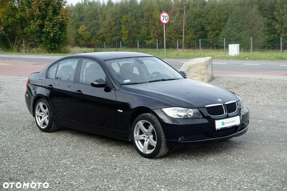 BMW Seria 3 318i Edition Sport