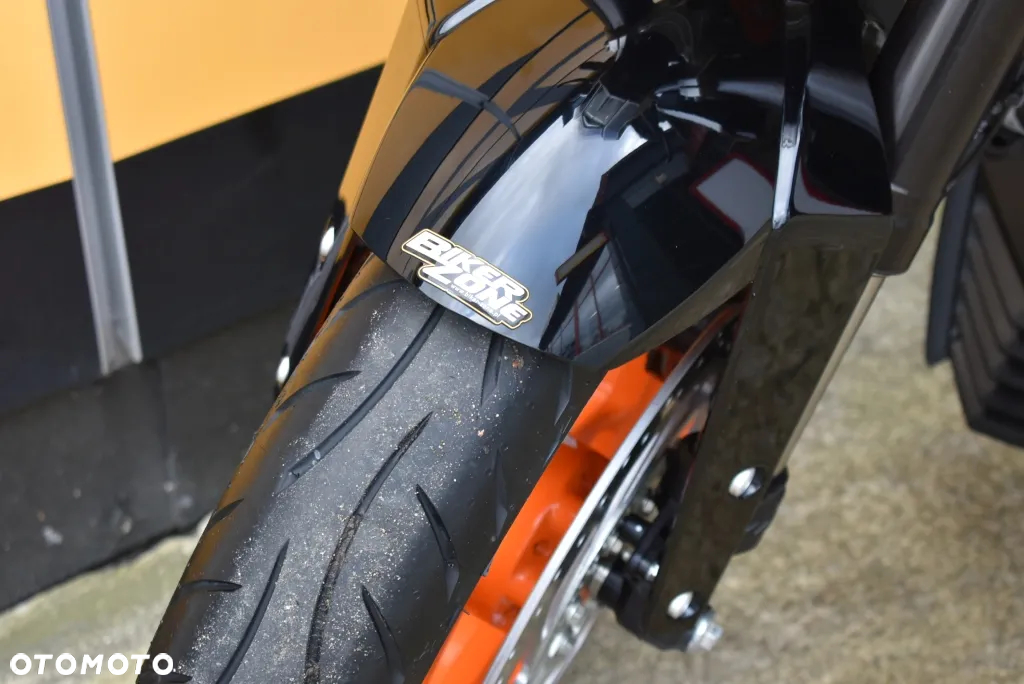 KTM Duke - 23