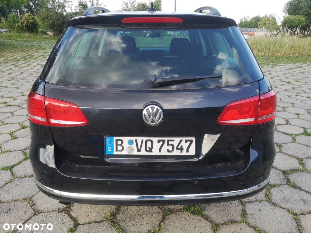 Volkswagen Passat 1.6 TDI DPF BlueMot Trendline - 6