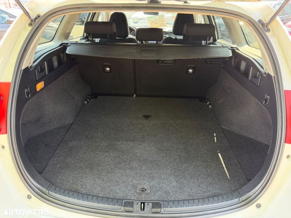 Toyota Auris - 20