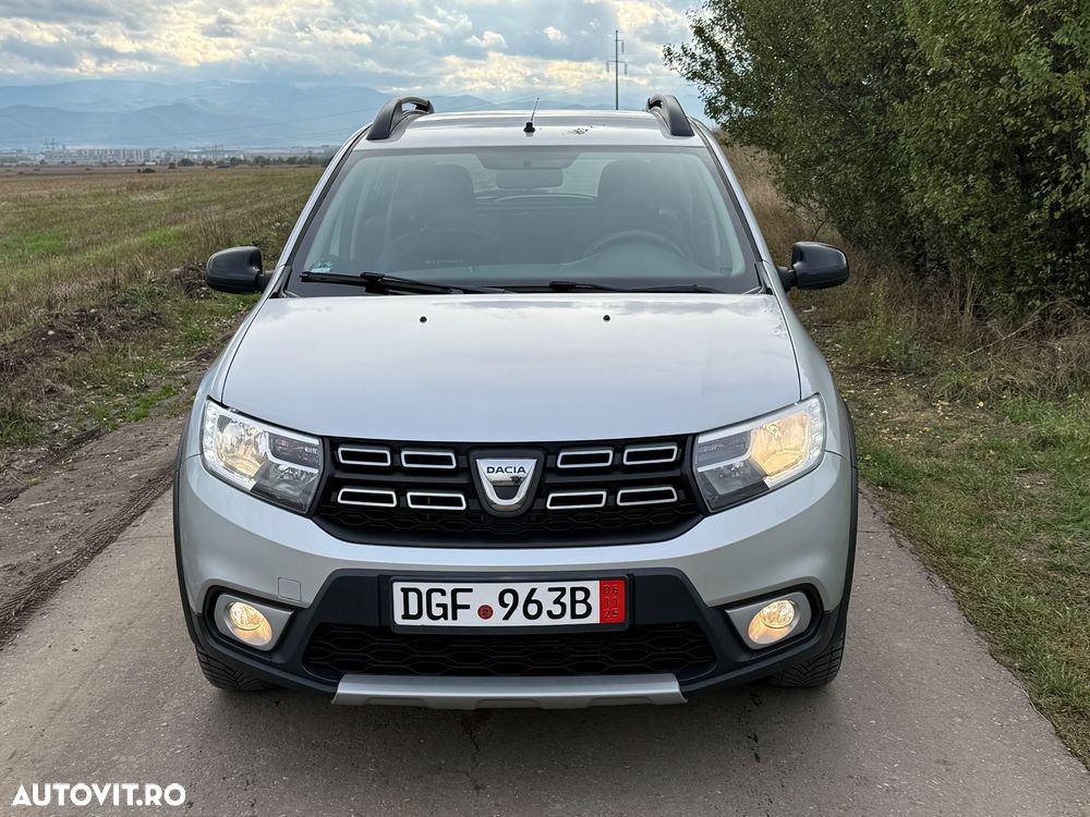 Dacia Sandero Stepway TCe 90 (S&S) Celebration - 2