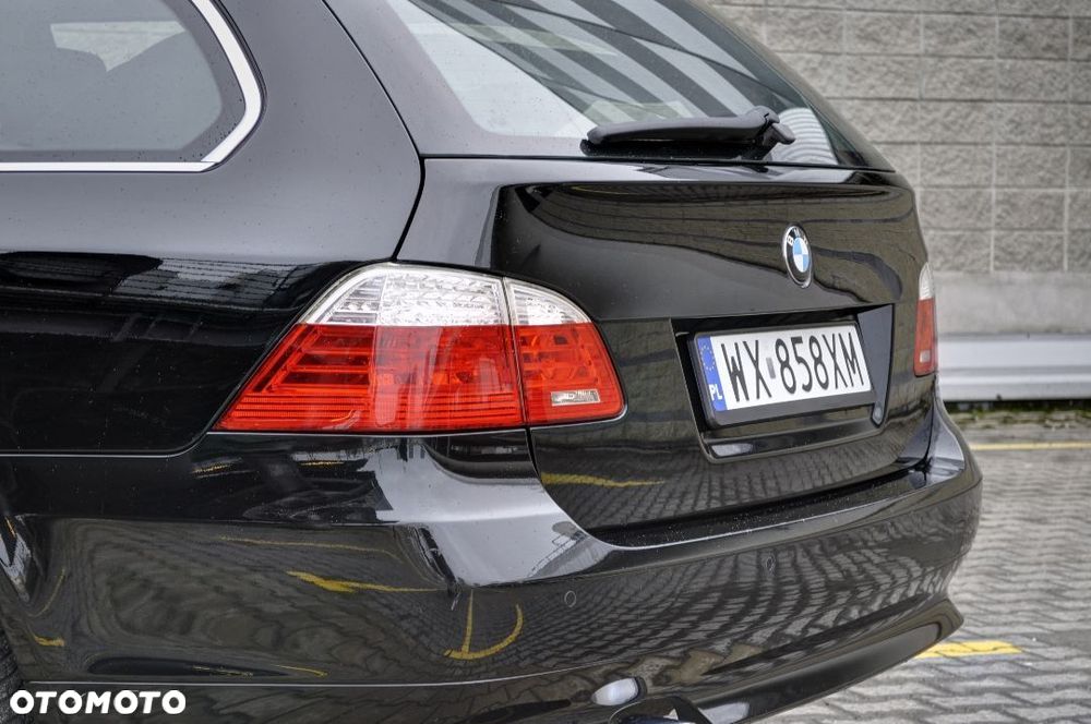 BMW Seria 5 520d - 13