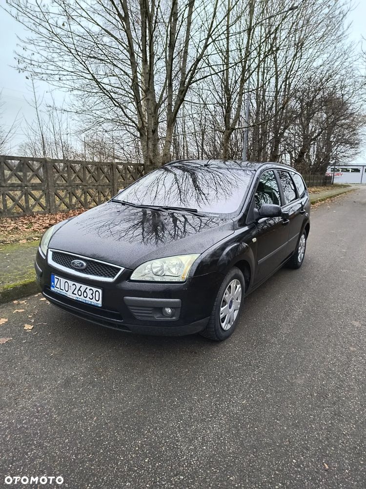 Ford Focus 1.8 FF Ambiente - 10