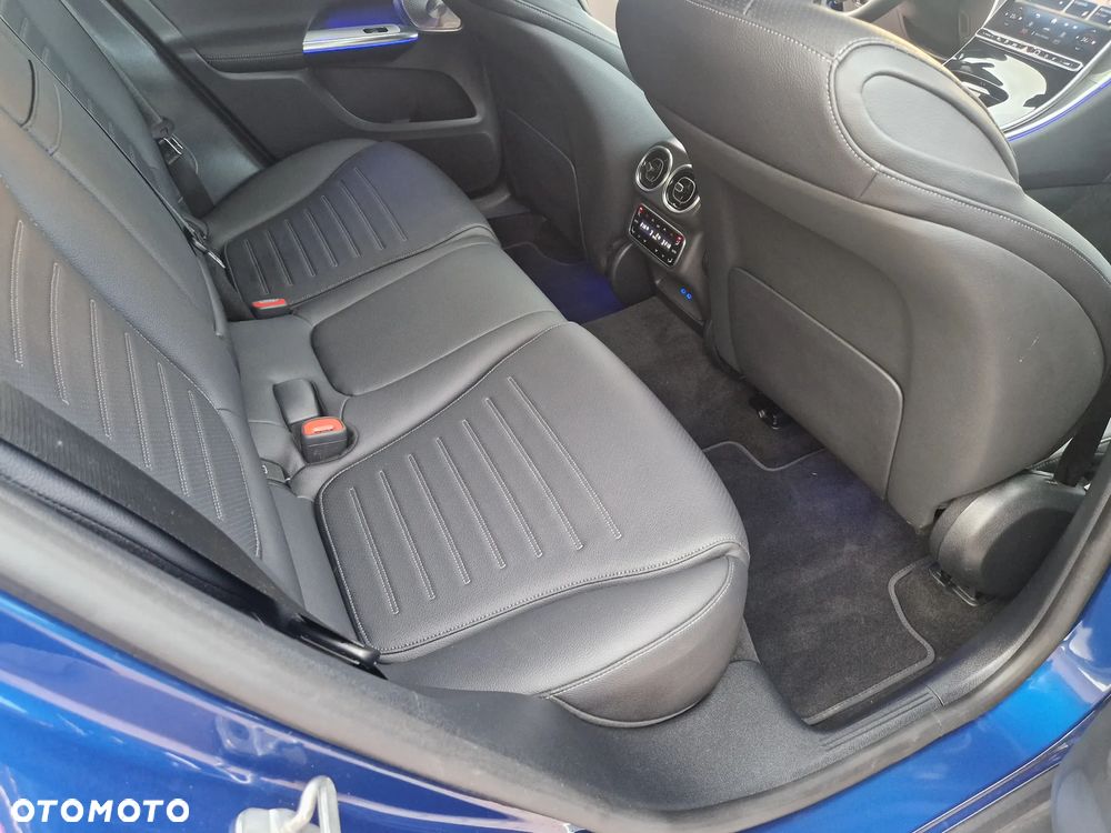 Mercedes-Benz GLC 300 de PHEV 4-Matic AMG Line - 8