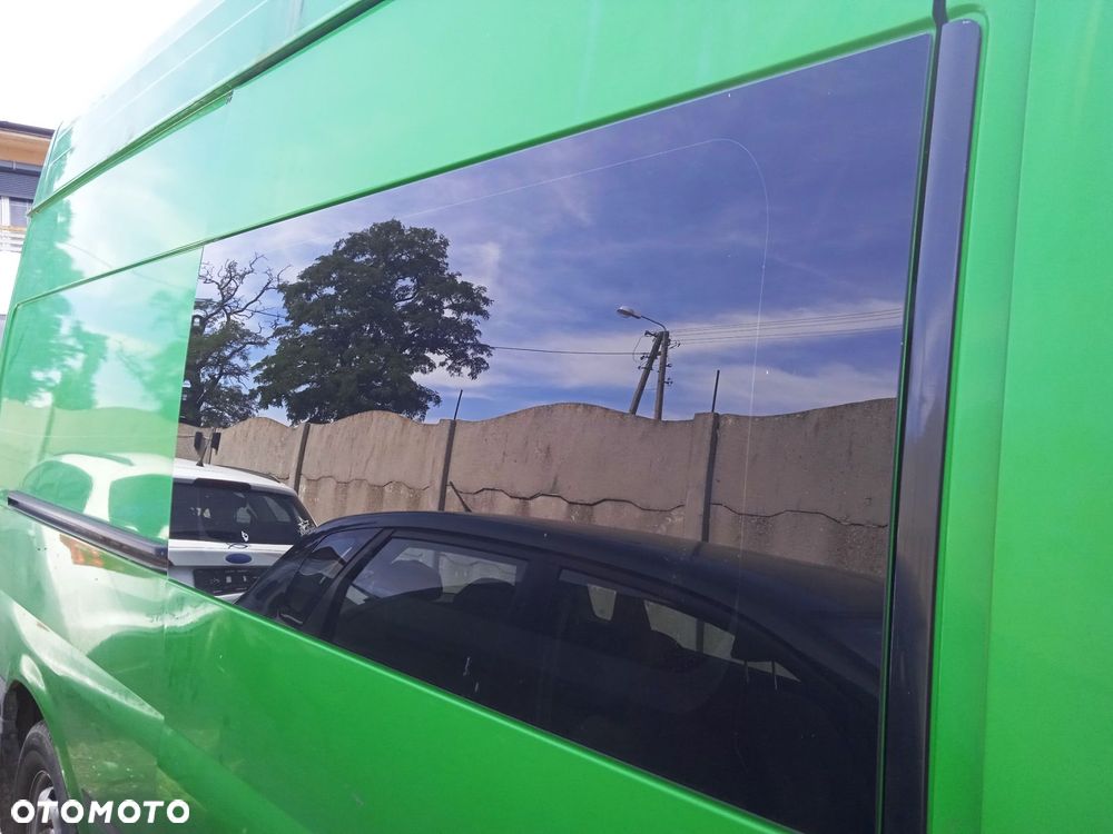 Szyba Lewa Prawa Boczna Ford Transit MK7 - 1