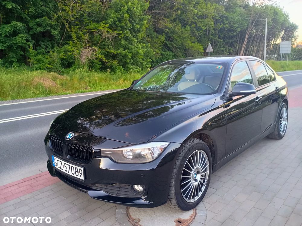 BMW Seria 3 320d Luxury Line - 1