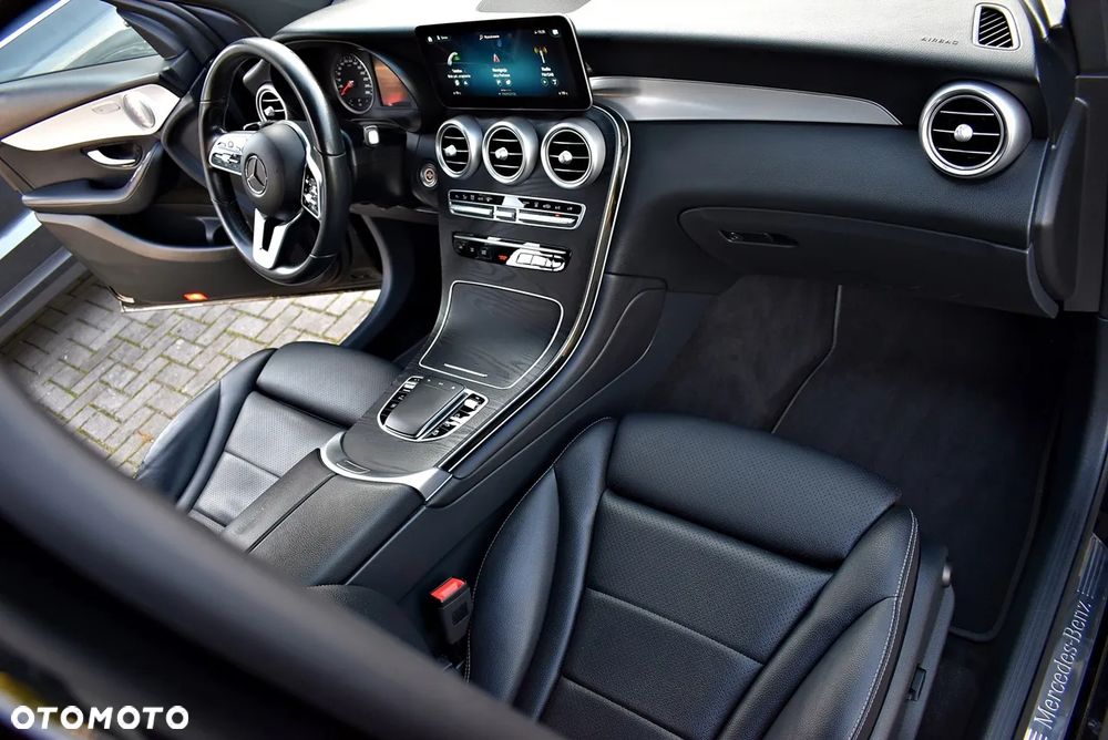 Mercedes-Benz GLC 300 de 4Matic 9G-TRONIC Exclusive - 36
