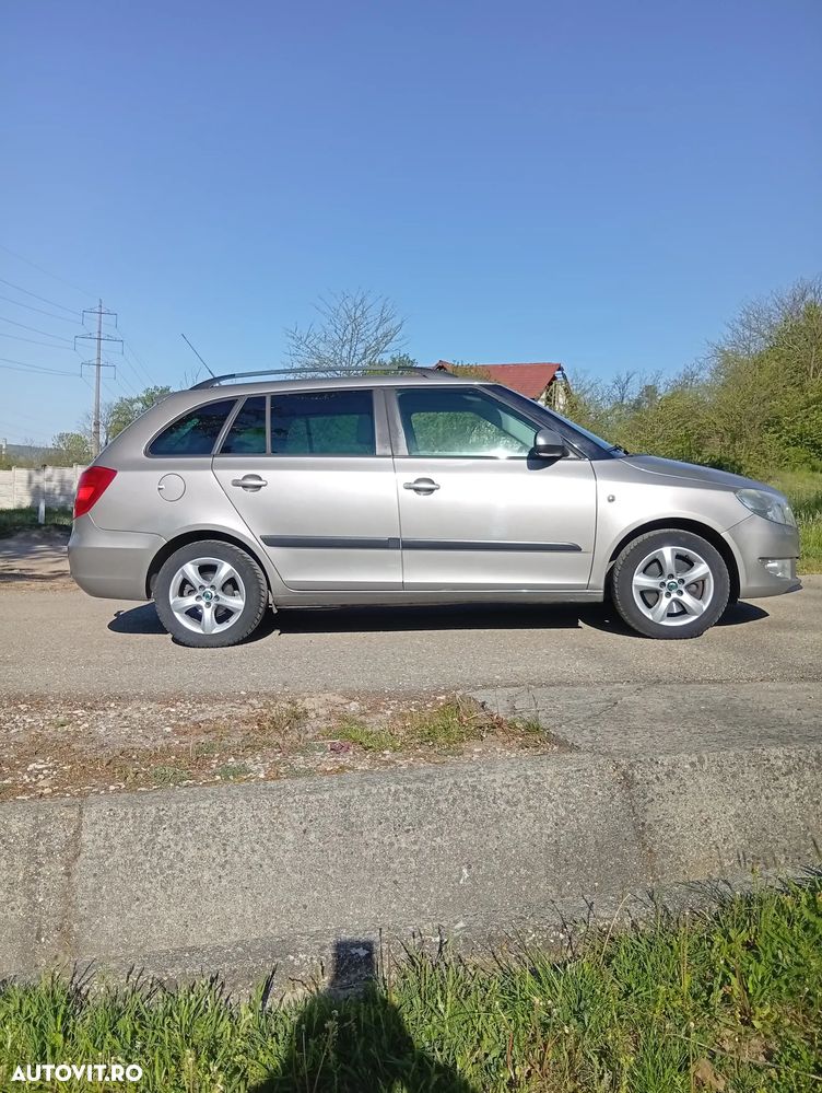 Skoda Fabia 1.2 TSI Elegance DSG - 4