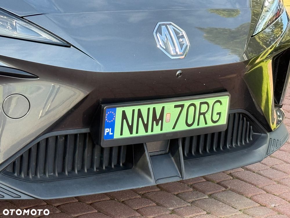 MG 4 Luxury 64 kWh - 34