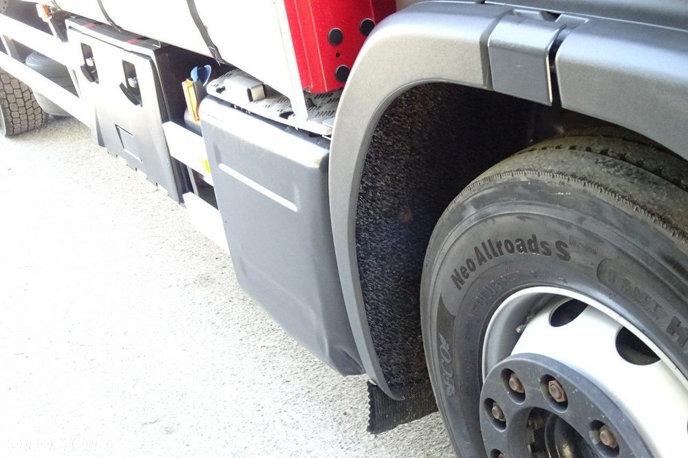 Scania P250 Euro 6 sypialna firanka wys.2.60 winda poduszki sprowadzony - 35