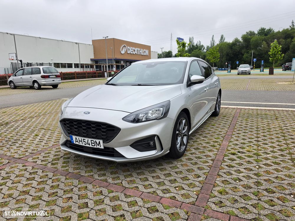 Ford Focus 1.0 EcoBoost MHEV ST-Line - 8
