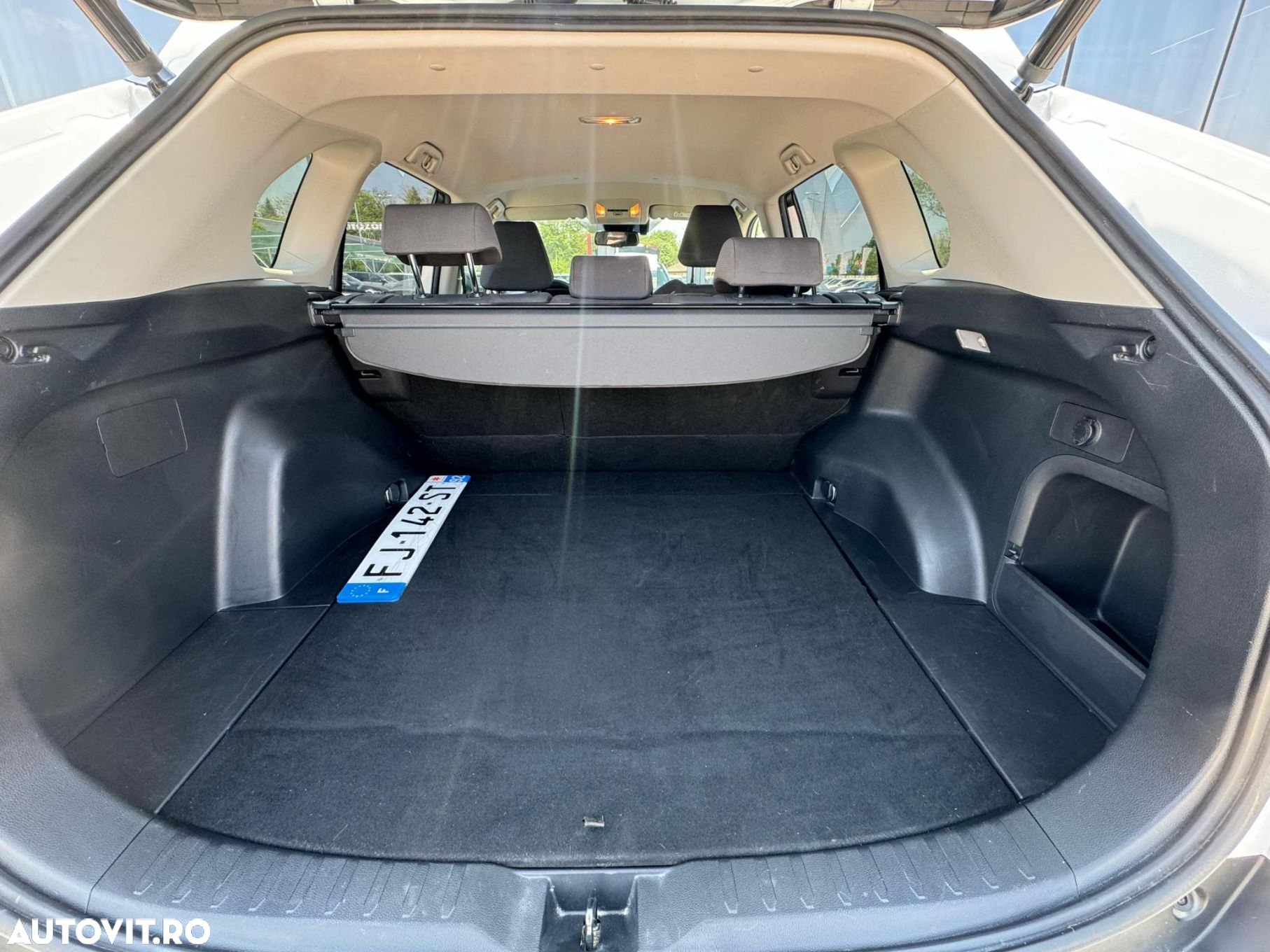 Toyota RAV4 2.5 Hybrid VVT-iE 4x2 Dynamic - 35