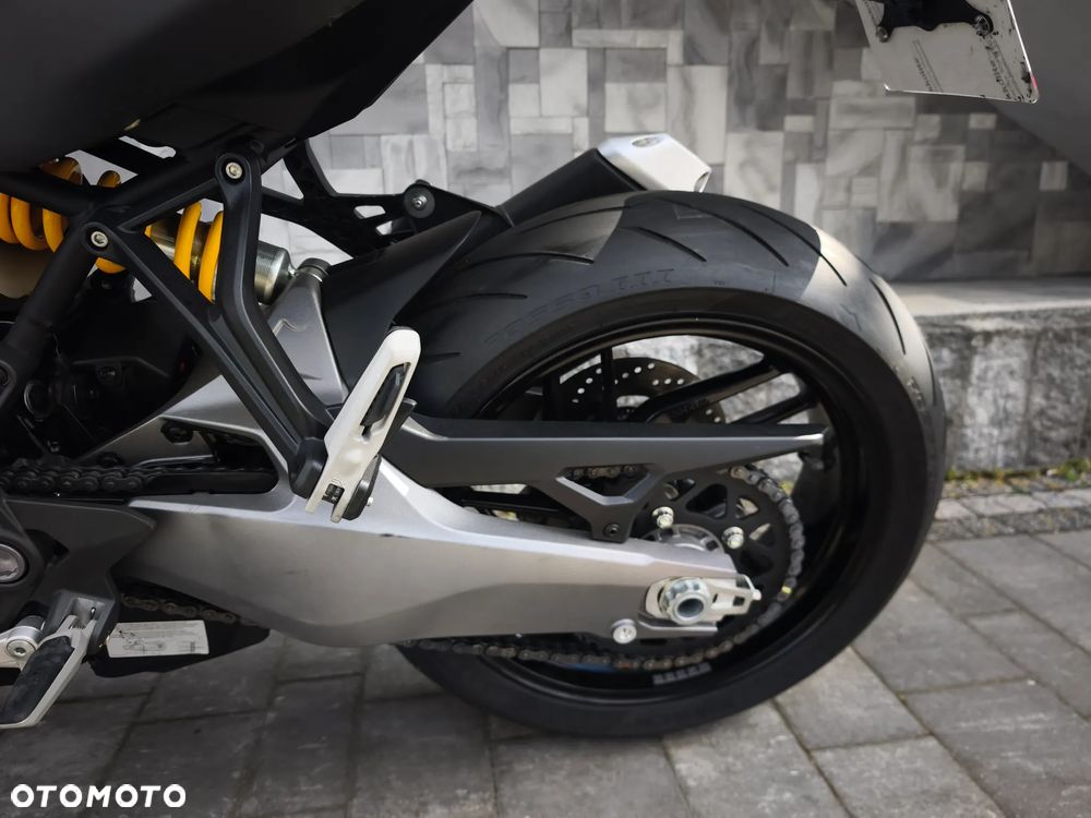 Ducati Monster - 22