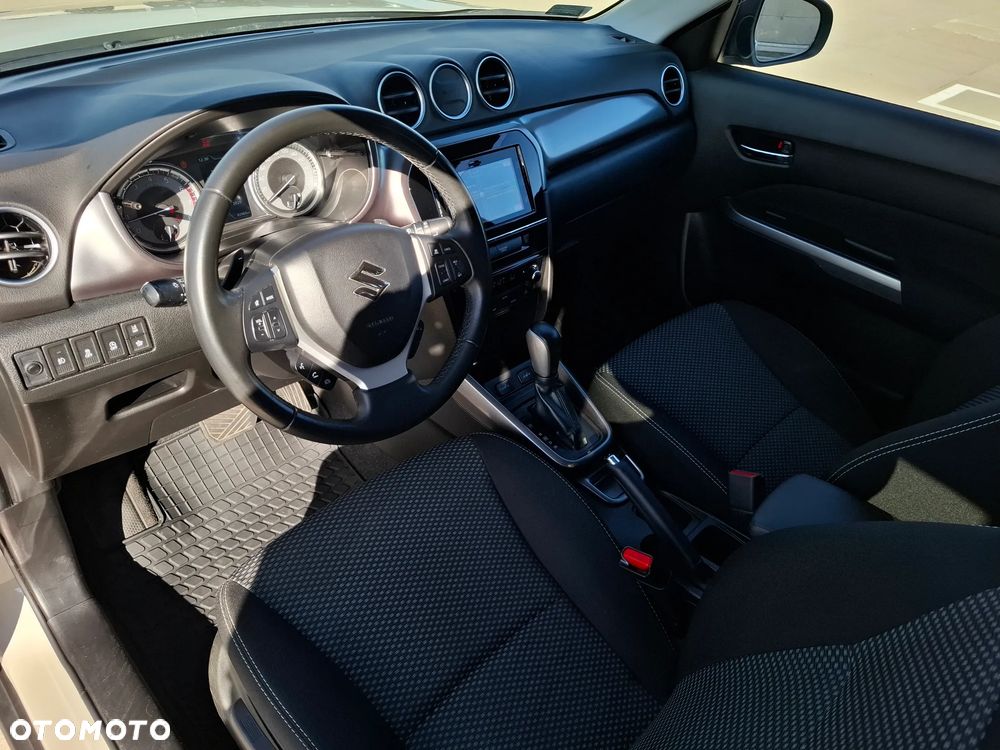 Suzuki Vitara 1.4 Boosterjet SHVS Premium 2WD - 18