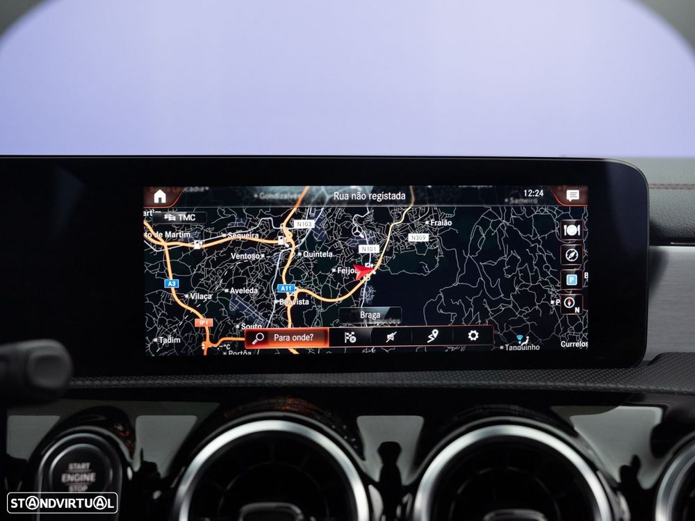 Mercedes-Benz CLA 250 e AMG Line - 34