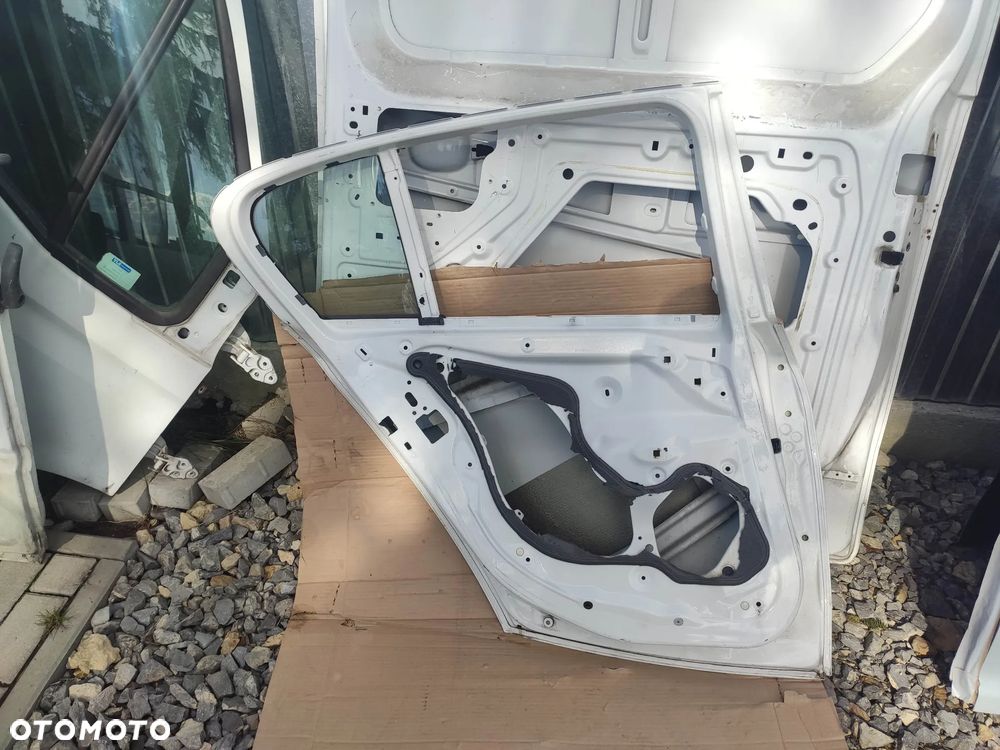 CC Drzwi lewy tył BMW 1 F20 F21 - 4