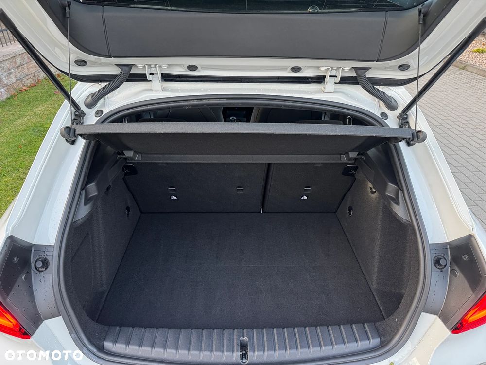 BMW Seria 1 116d Edition M Sport Shadow - 33