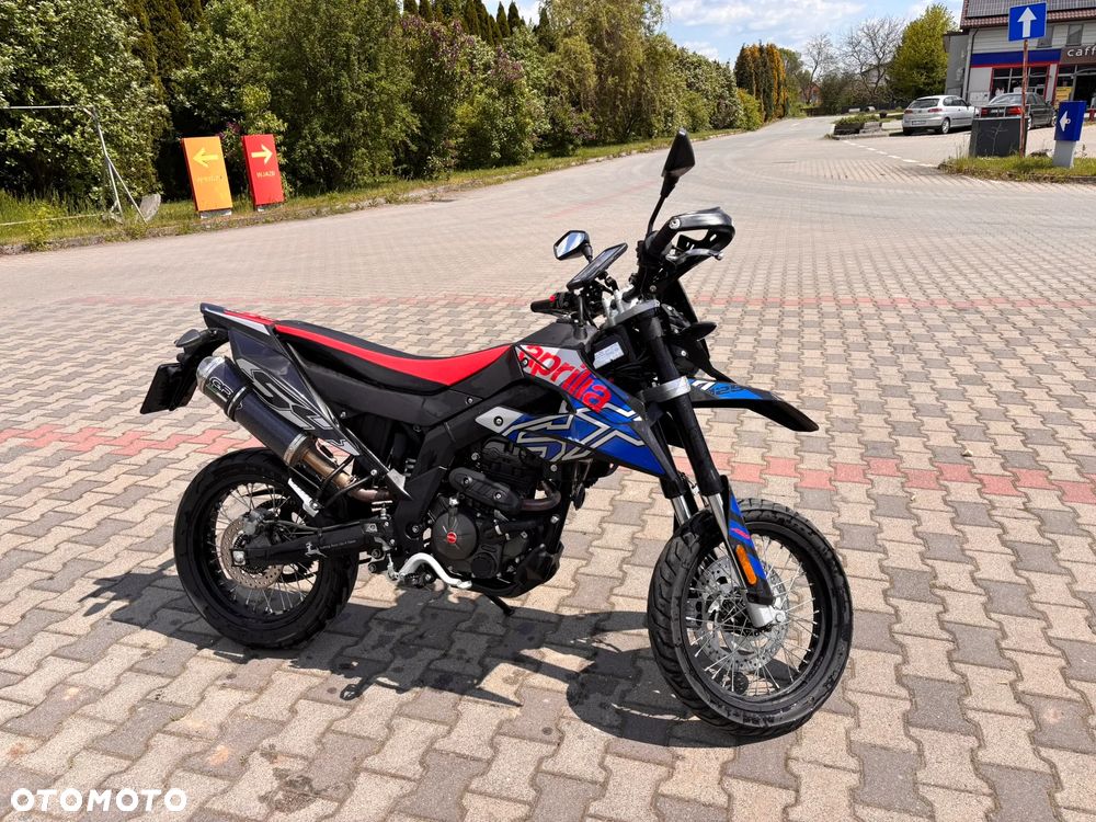 Aprilia SX - 9