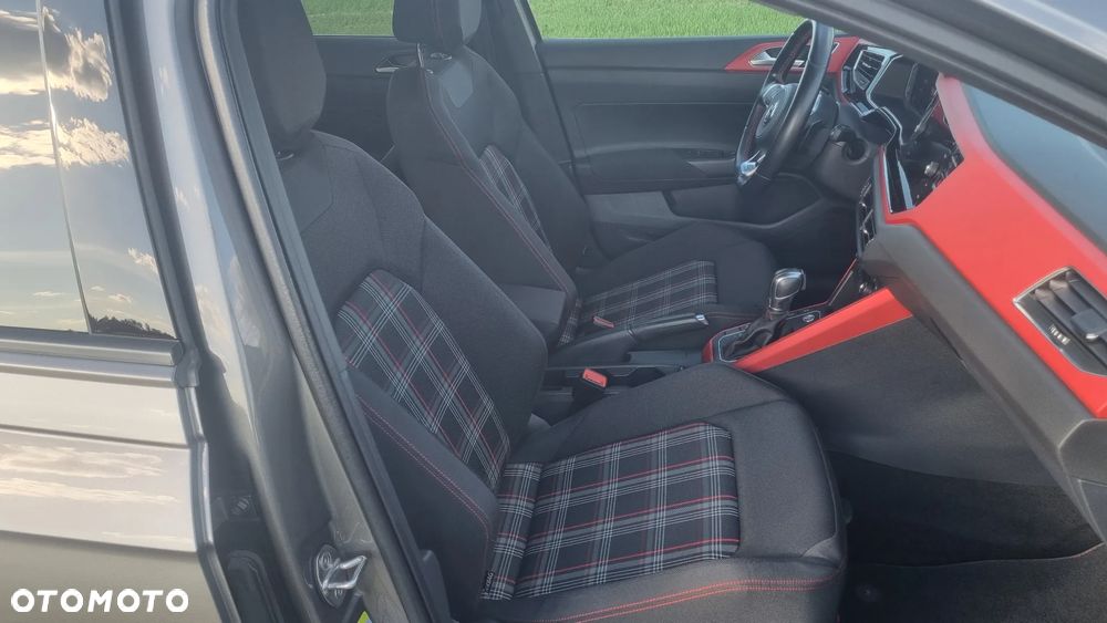 Volkswagen Polo - 10