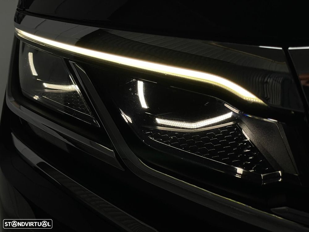 VW Touareg 3.0 TDI V6 Elegance Plus - 6