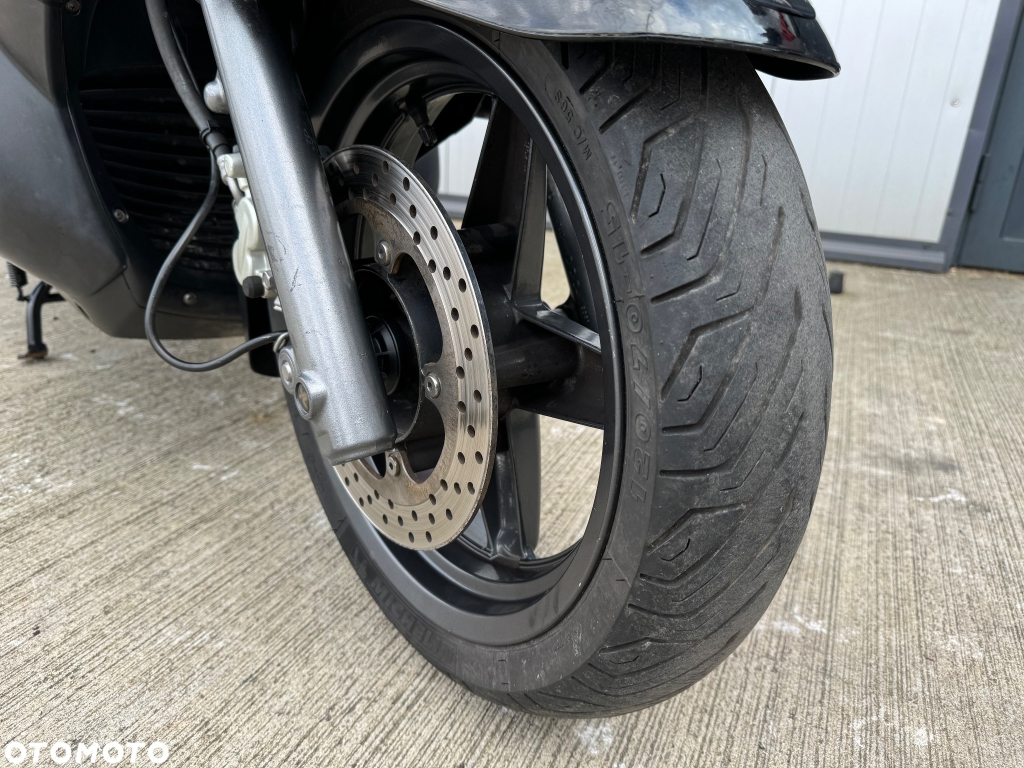 Yamaha X-max - 9