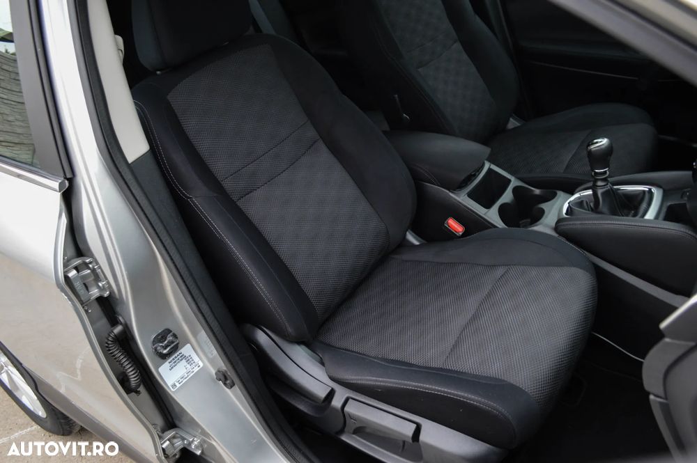 Nissan Qashqai 1.5 DCI N-Connecta - 22