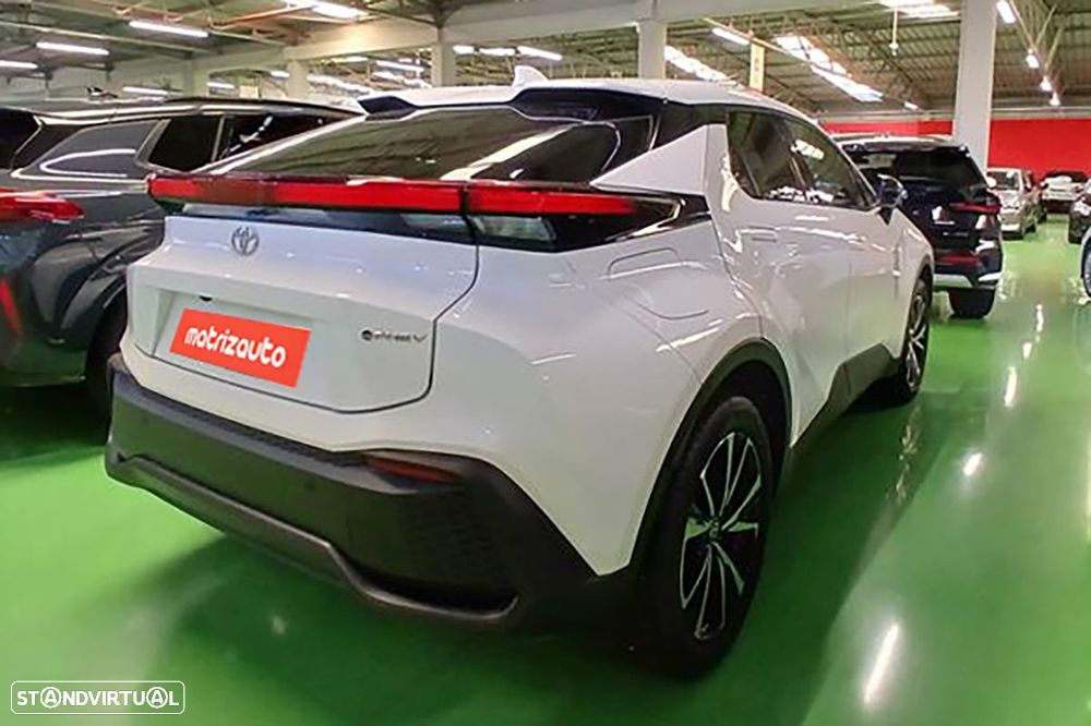 Toyota C-HR 2.0 Flow - 4