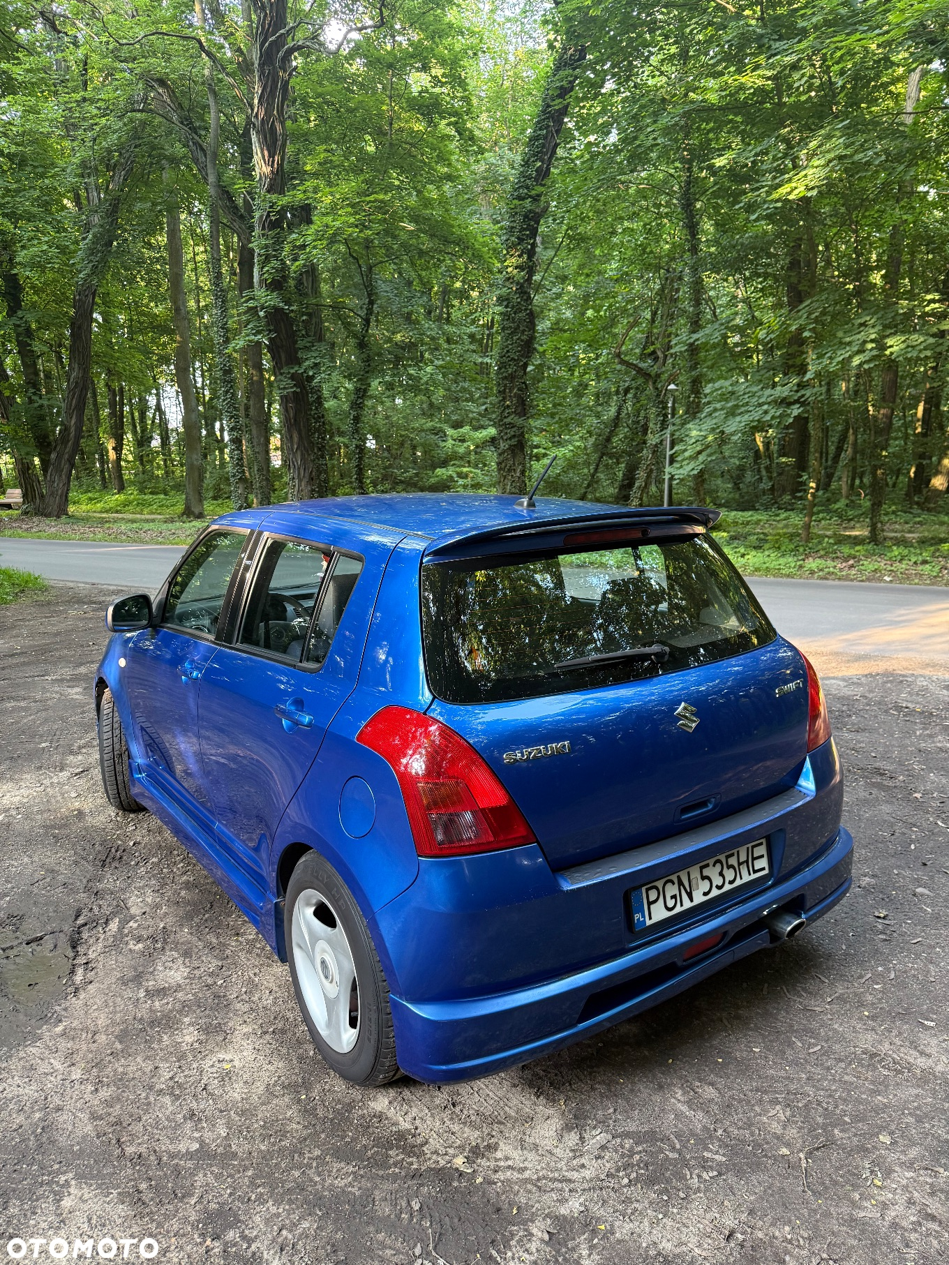 Suzuki Swift - 3