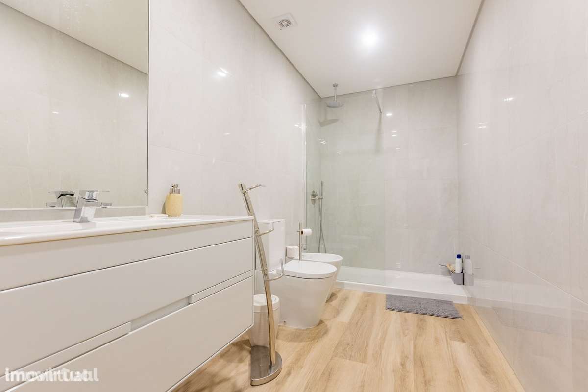 Apartamento T1 - Rua do Peru - Grande imagem: 2/20