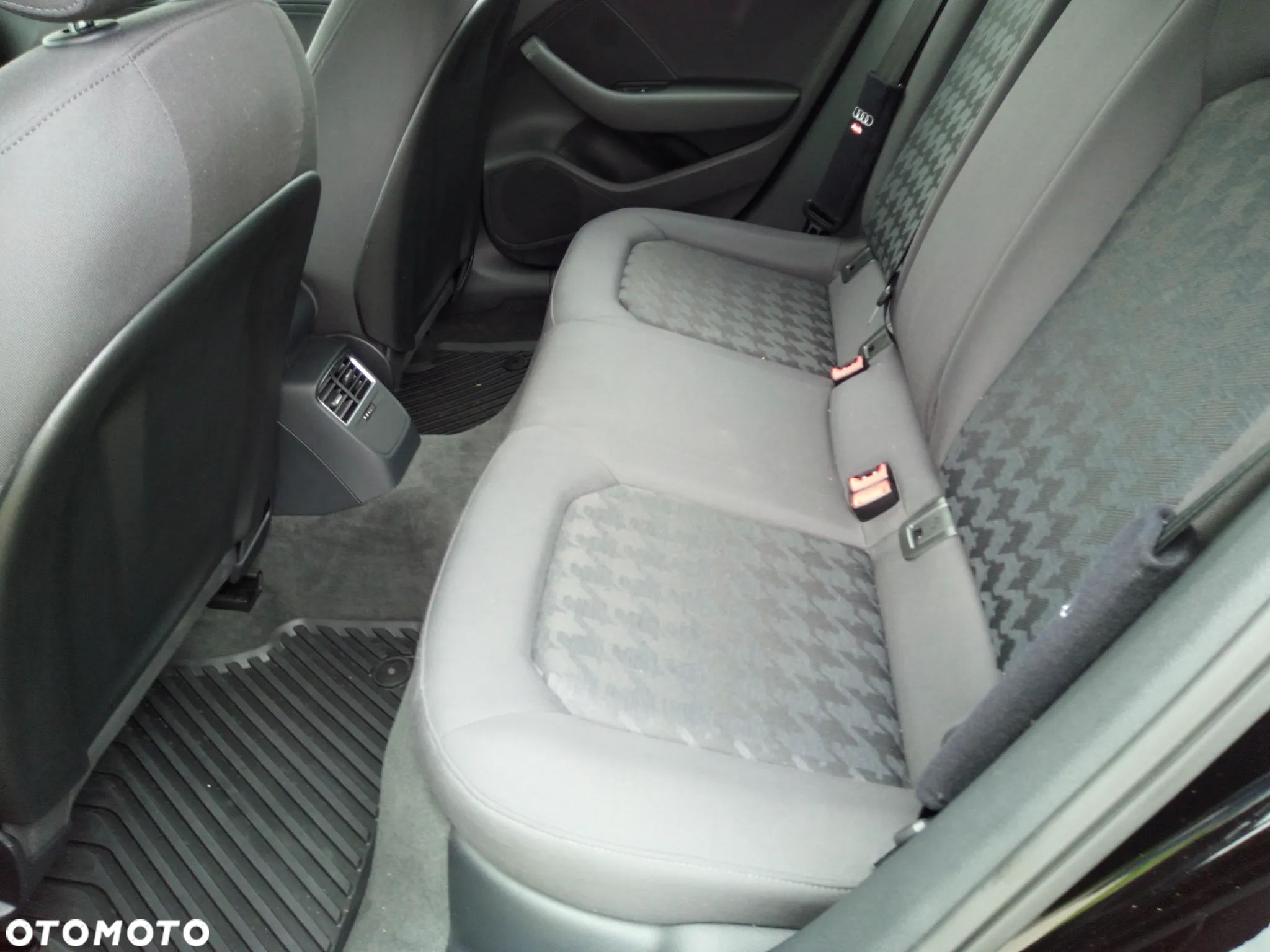 Audi A3 Limousine 1.6 TDI (clean diesel) Ambiente - 16