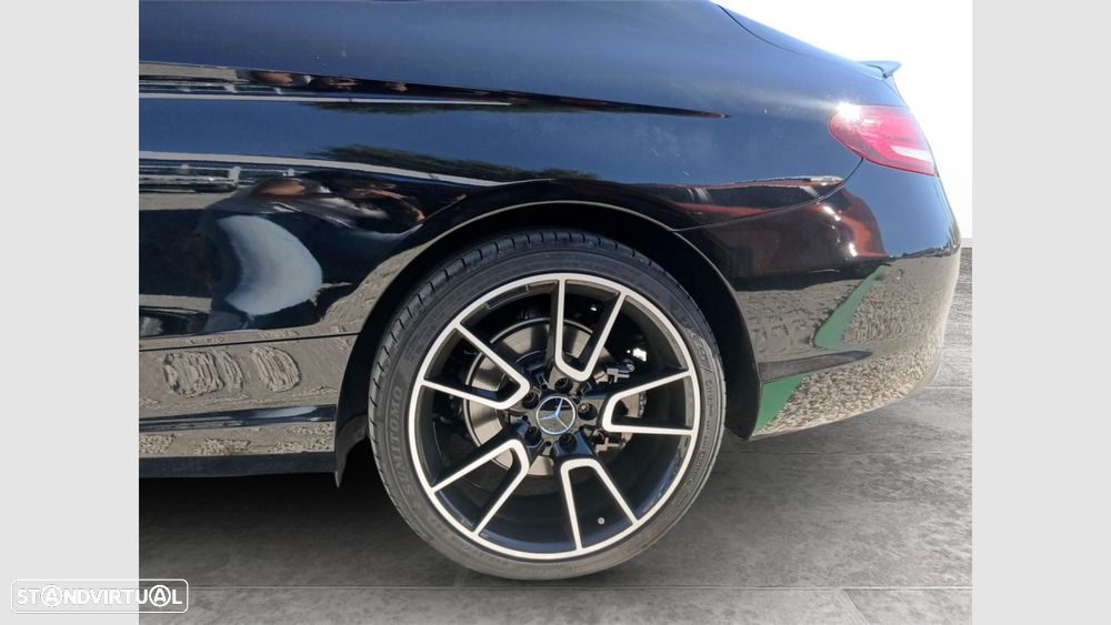 Mercedes-Benz C 200 - 11