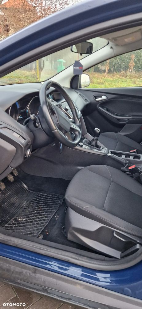 Ford Focus 1.6 Trend Sport - 4
