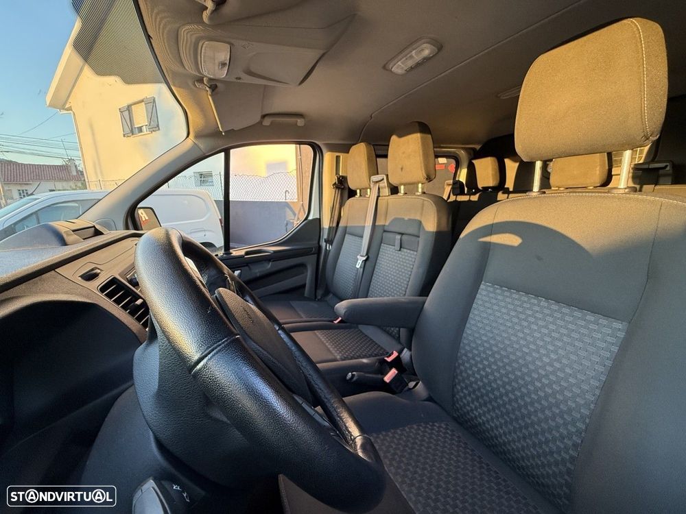 Ford Transit Transit Custom 2.0 TDCI 130cv - 6 Lugares Kombi - 2