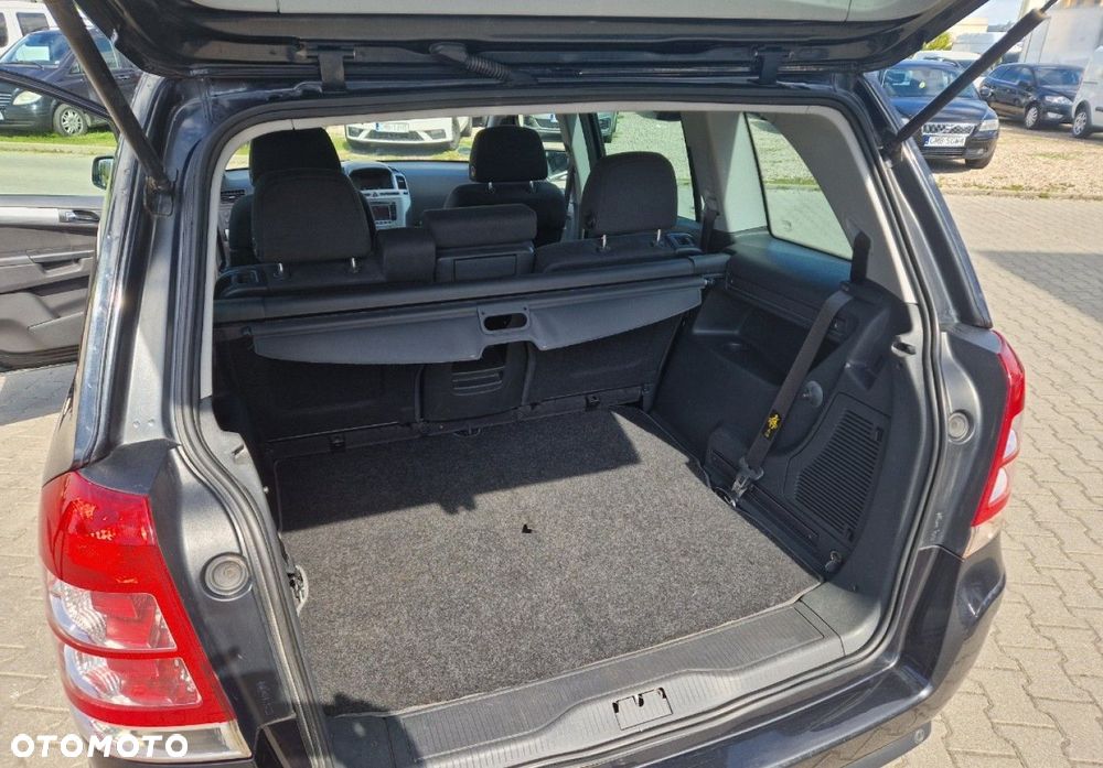 Opel Zafira - 8