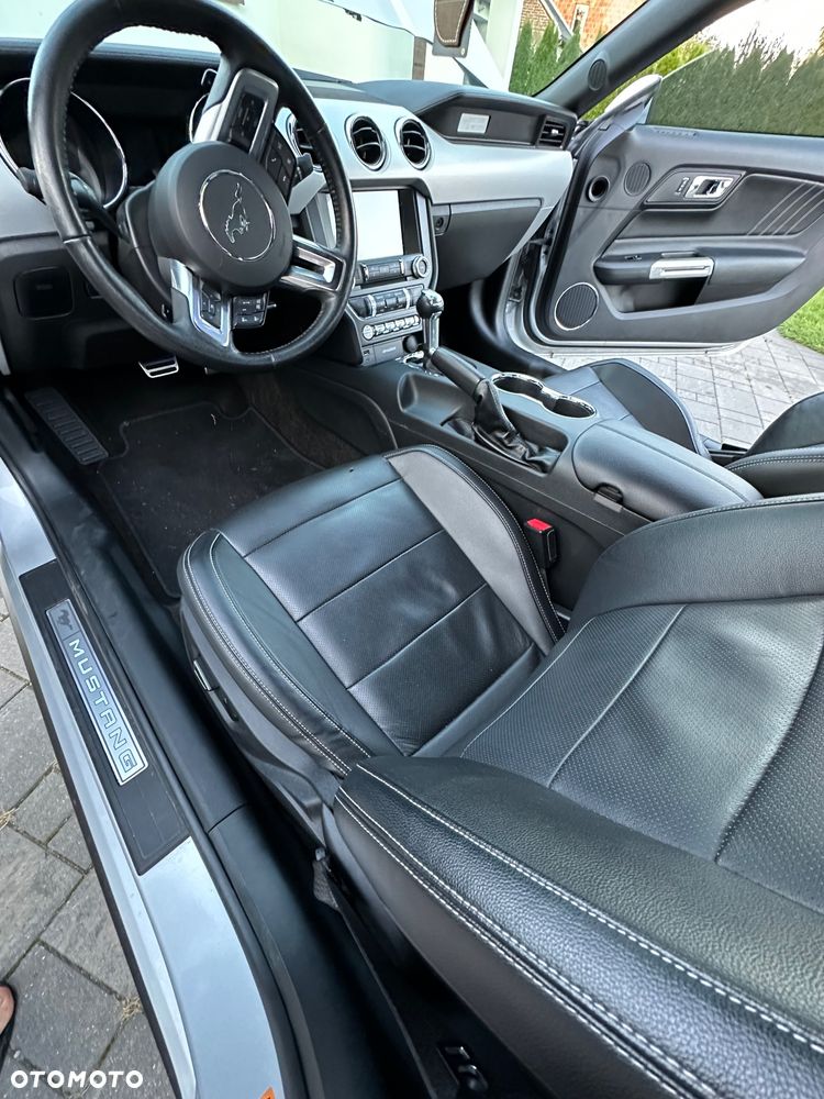 Ford Mustang 5.0 V8 GT - 18