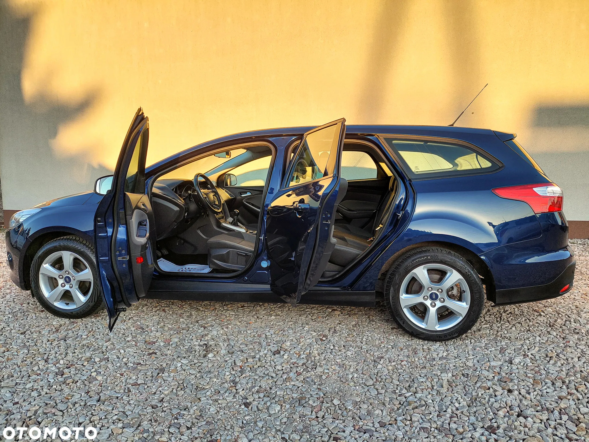 Ford Focus 1.6 Edition - 8