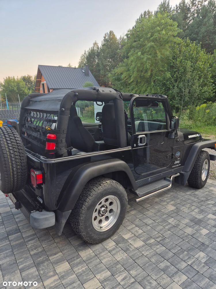Jeep Wrangler 4.0 Sport - 10