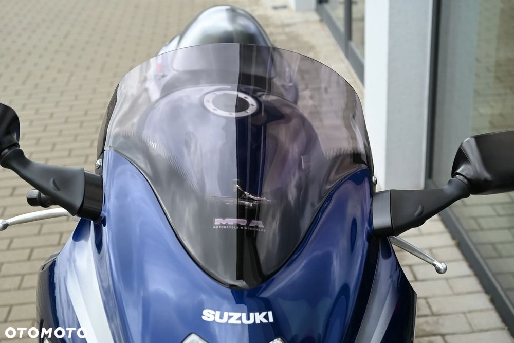 Suzuki GSX-R - 22