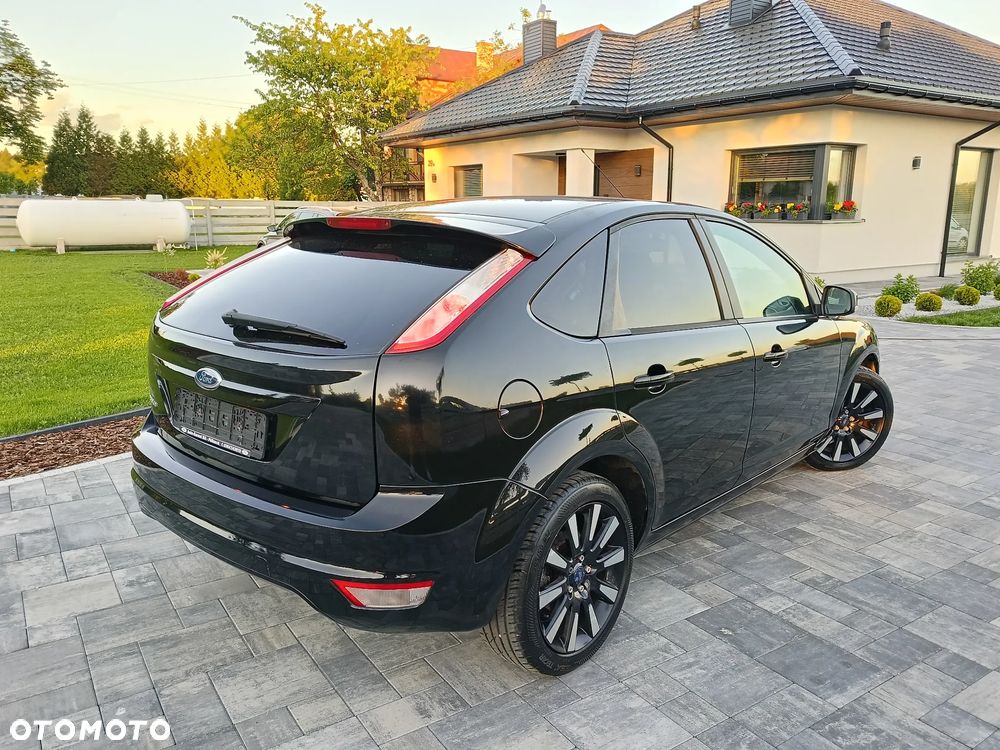 Ford Focus 1.6 16V Black Magic - 3