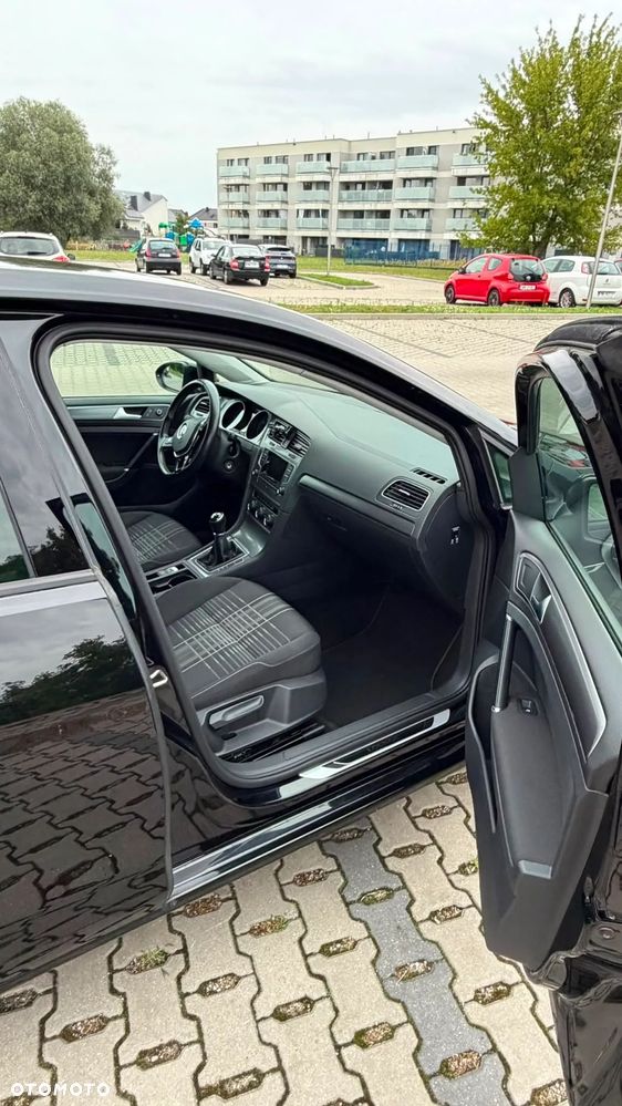 Volkswagen Golf - 3