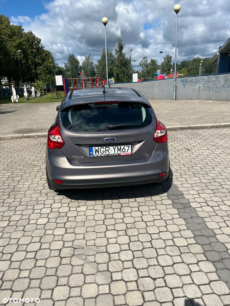 Ford Focus 1.6 Edition - 6