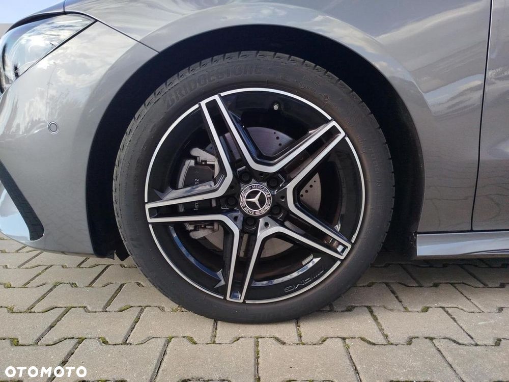 Mercedes-Benz CLA - 22