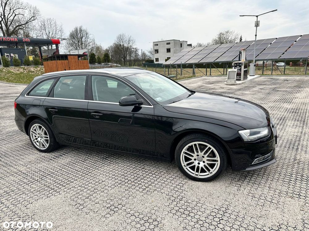 Audi A4 Avant - 10