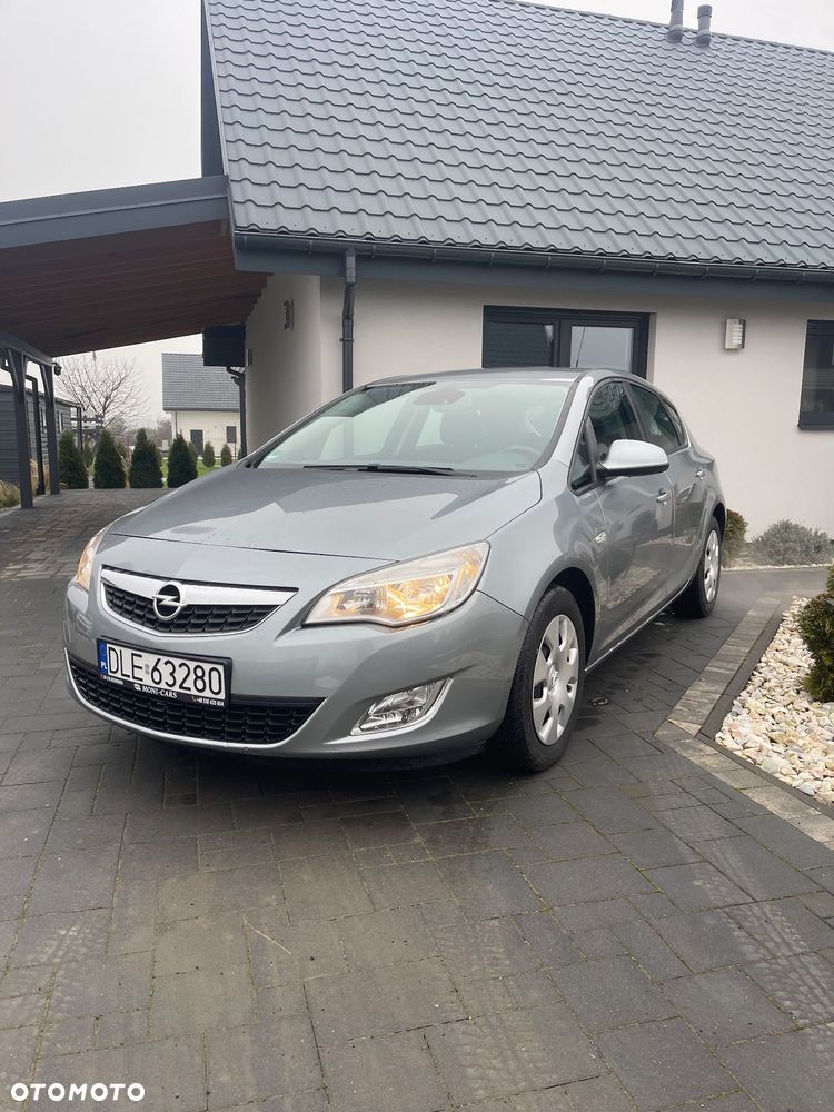 Opel Astra 1.6 Color Edition - 3