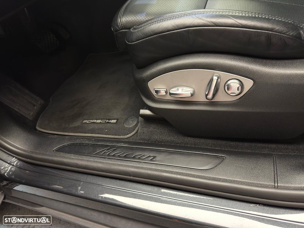 Porsche Macan - 28