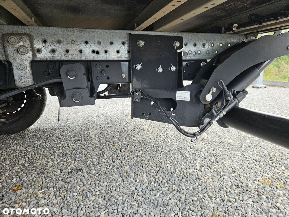 Iveco Daily 35S16 / 3.0 160KM / Kontener 8 palet / Winda 750Kg/ Klima / Bardzo ładny ! - 18
