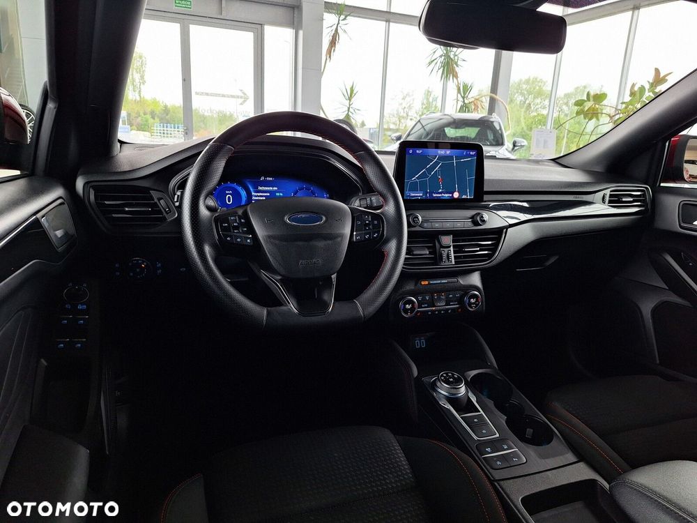 Ford Focus SW 1.5 EcoBoost ST-Line X - 28